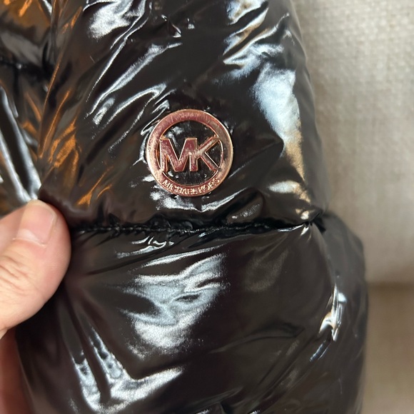 Michae Kors black and pink puffer coat size 5/6 - Picture 2 of 7